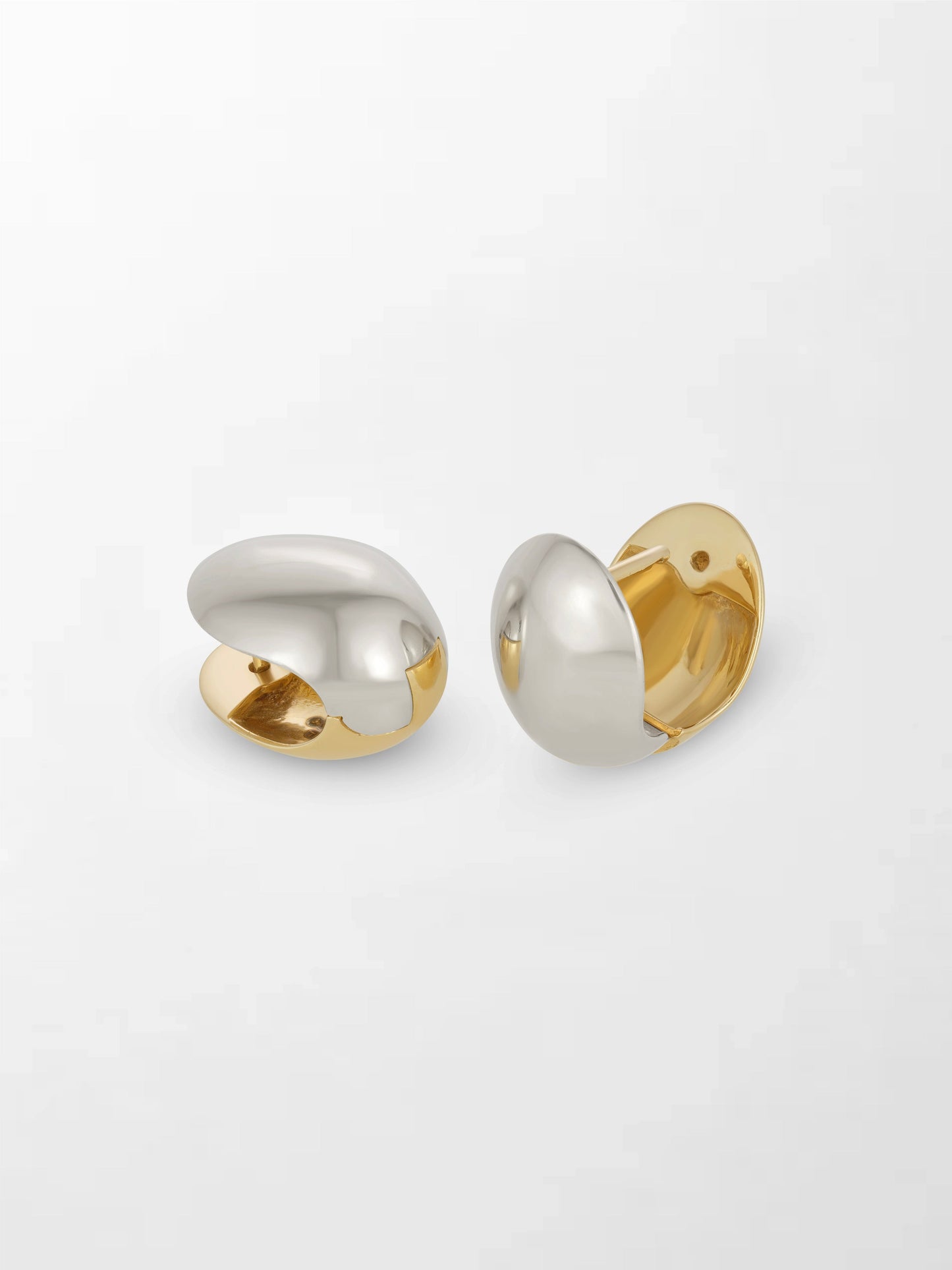 White and Gold Curve Huggies 14K