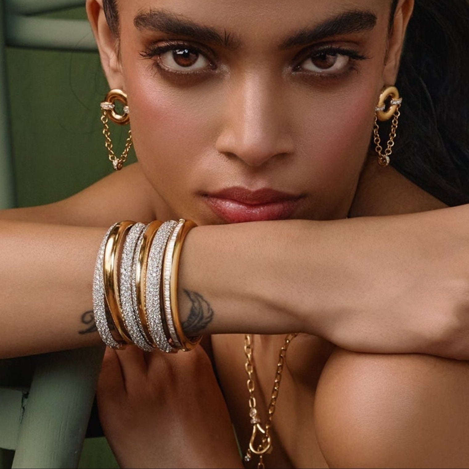 Facet Glow Bracelet