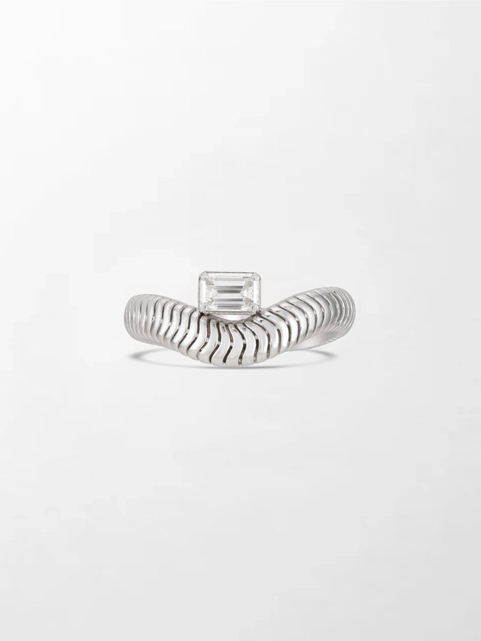Emerald Cut Wave Ring