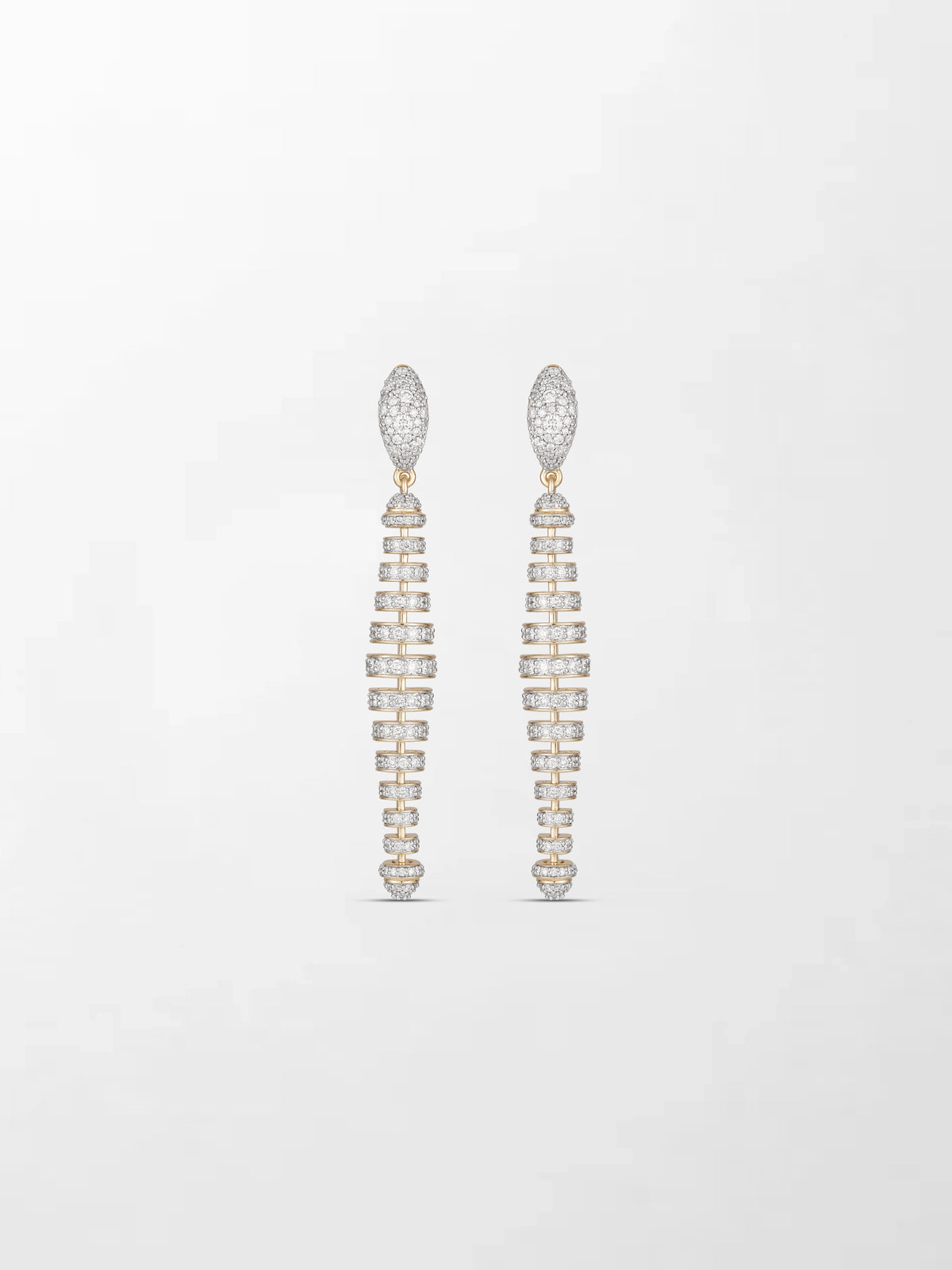 Diamond Huggie Elongé Roundelle Earrings