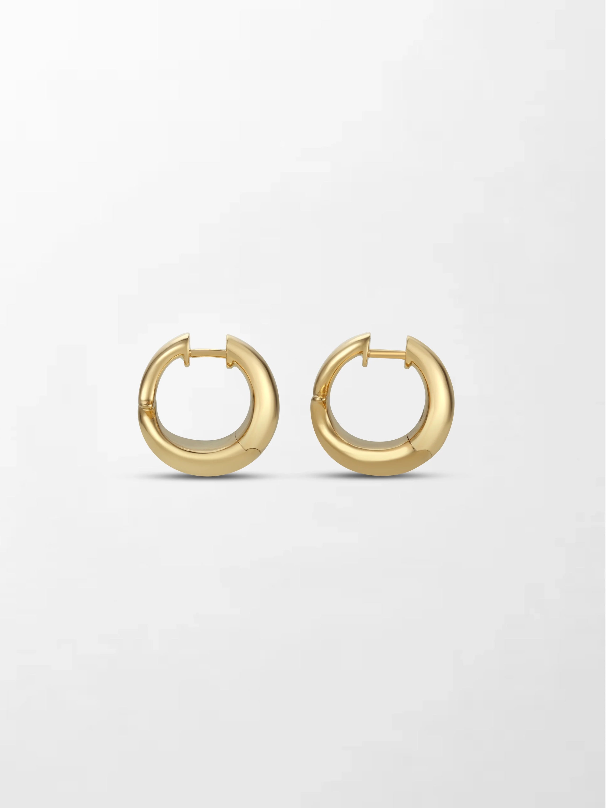Gold Flick Earring 18K