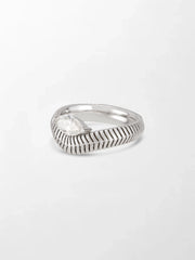 Marquise Wave Ring