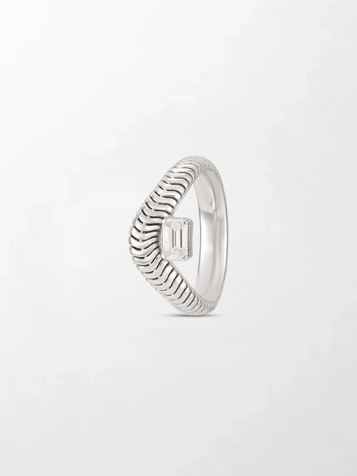 Emerald Cut Wave Ring