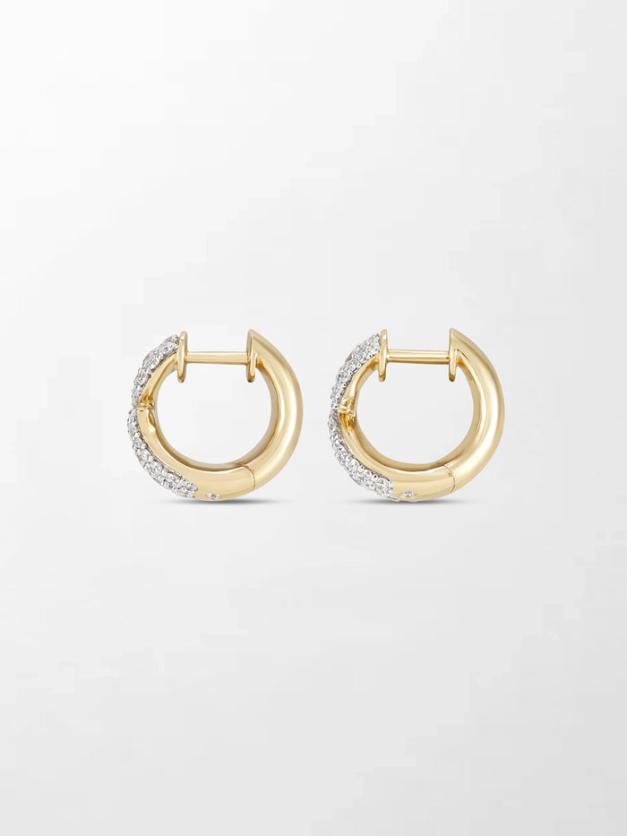 Baby Diamond Flick Earring