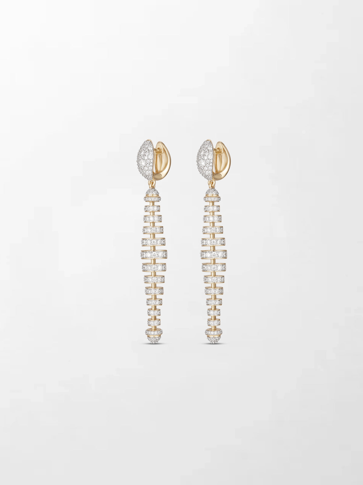 Diamond Huggie Elongé Roundelle Earrings