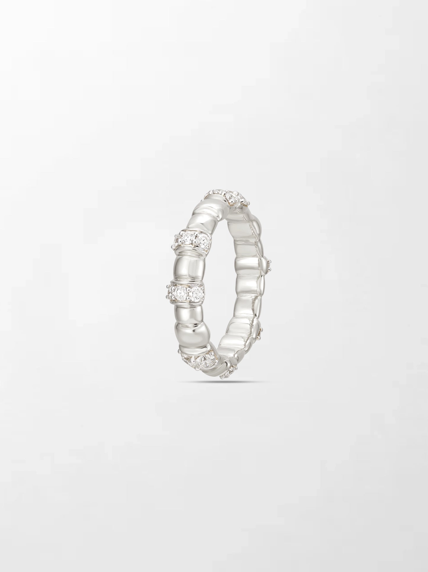 Sleek Snow Grooved Band