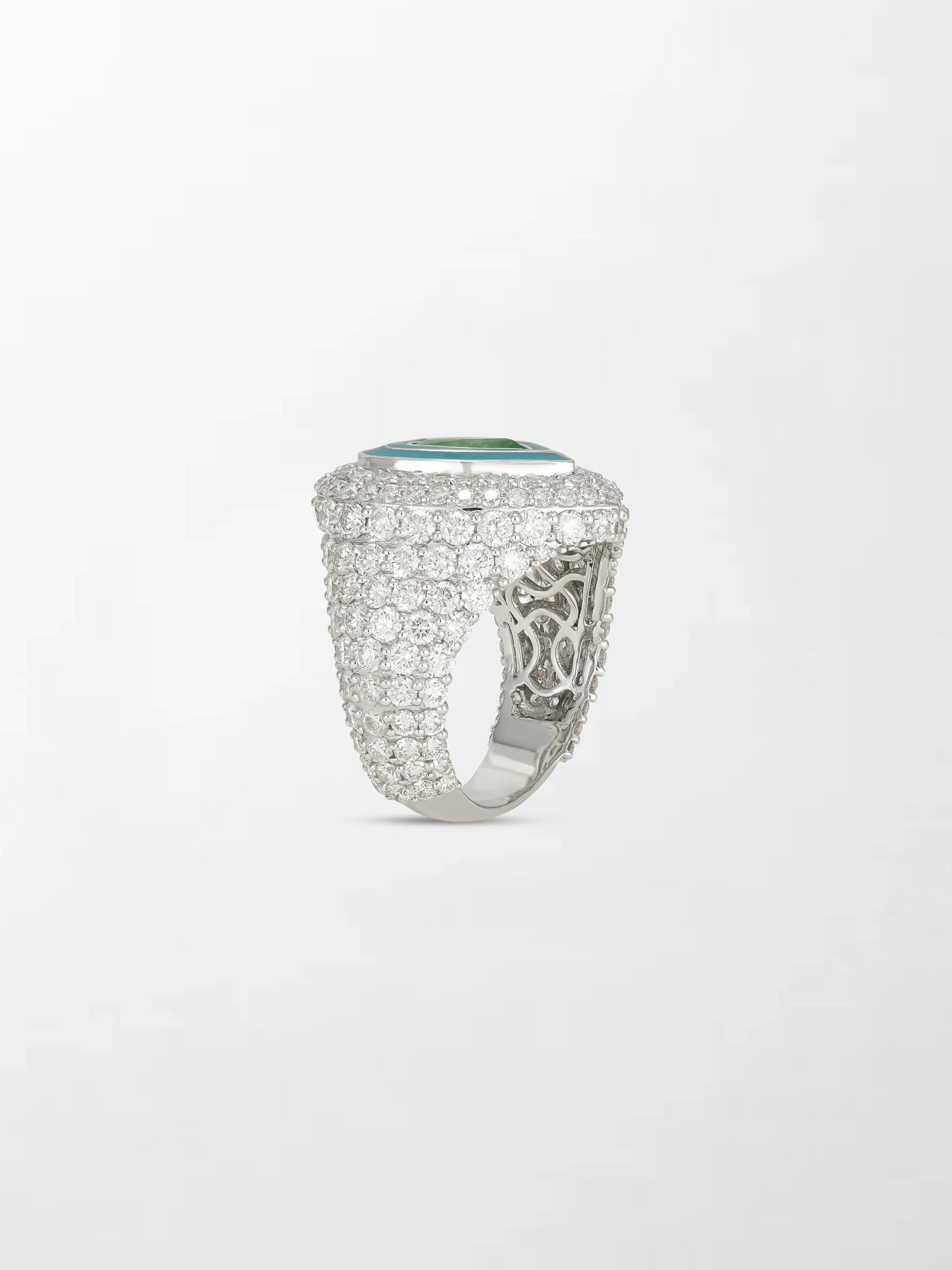 Emerald Heart Pavé Diamond Ring