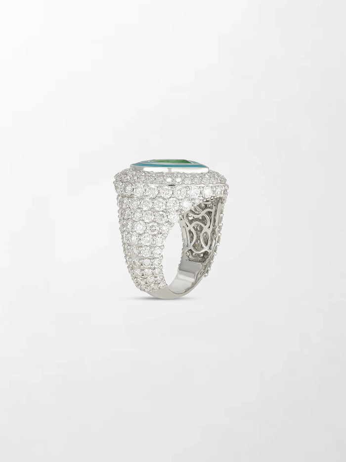 Emerald Heart Pavé Diamond Ring