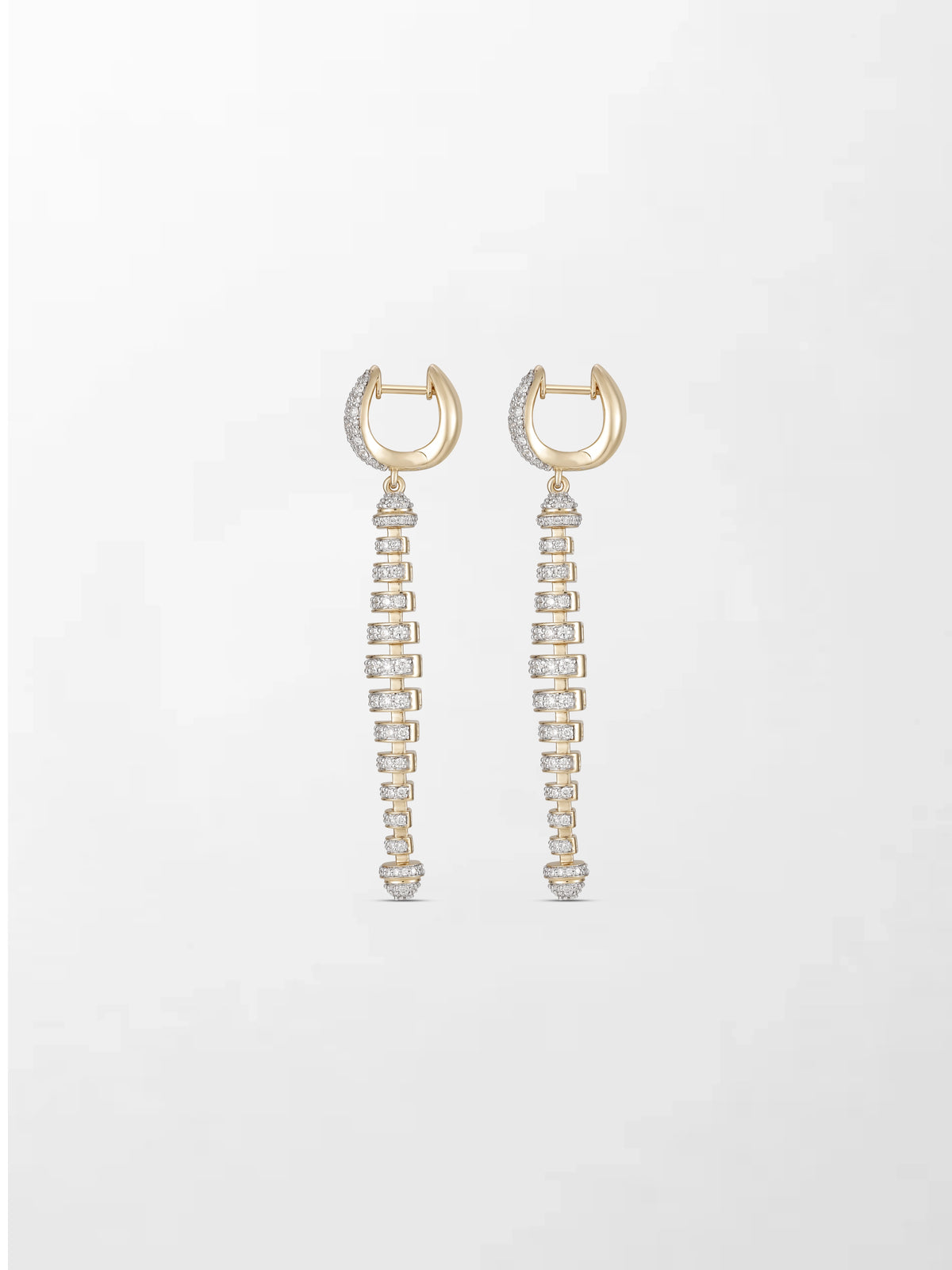 Diamond Huggie Elongé Roundelle Earrings