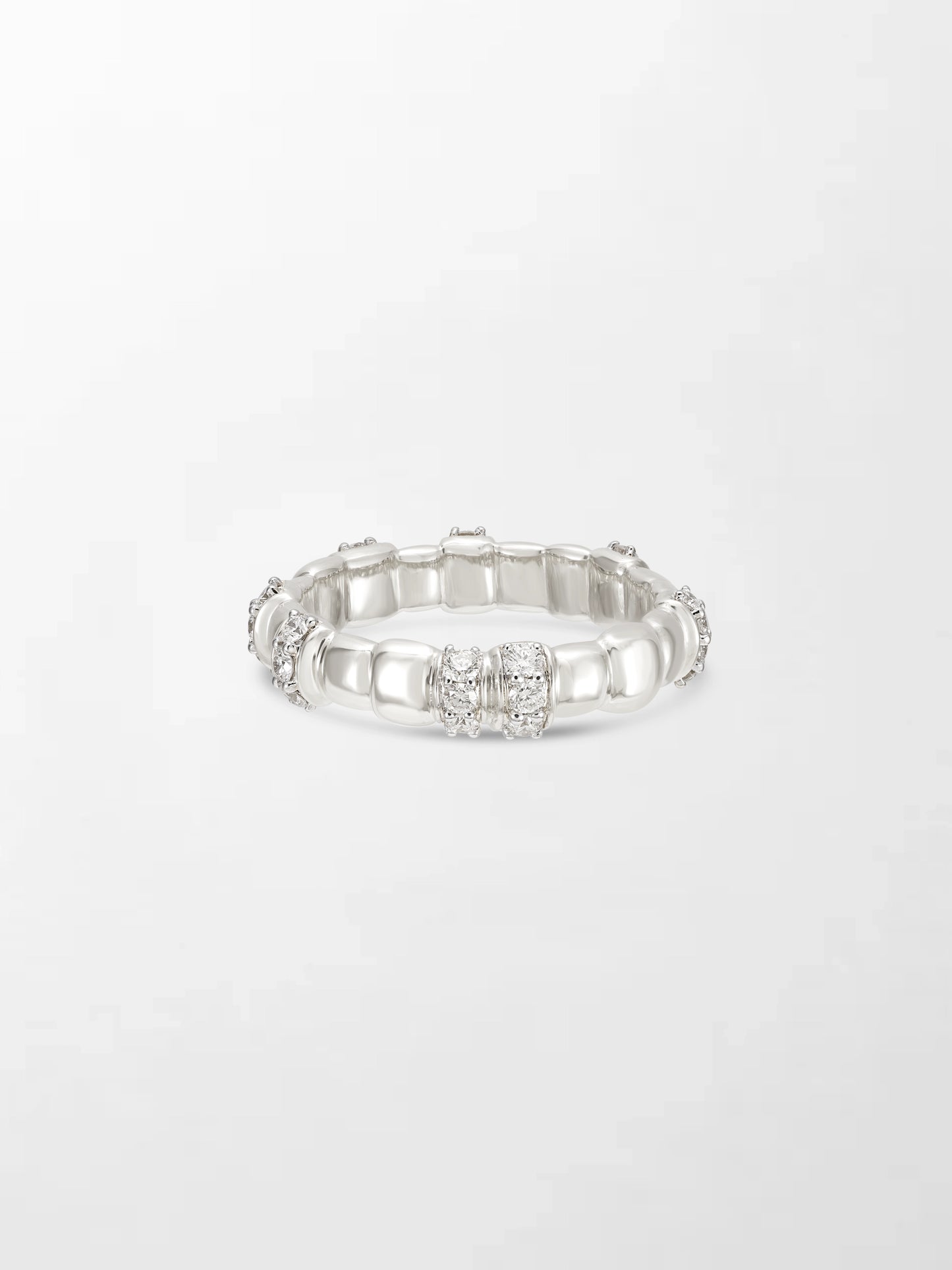 Sleek Snow Grooved Band