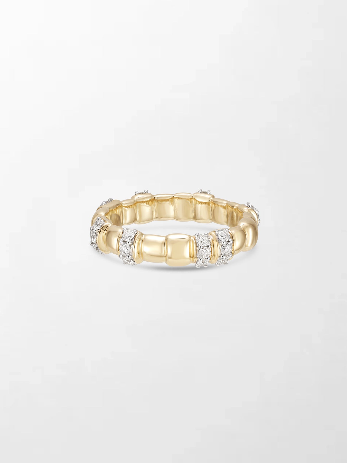 Sleek Gold Grooved Band