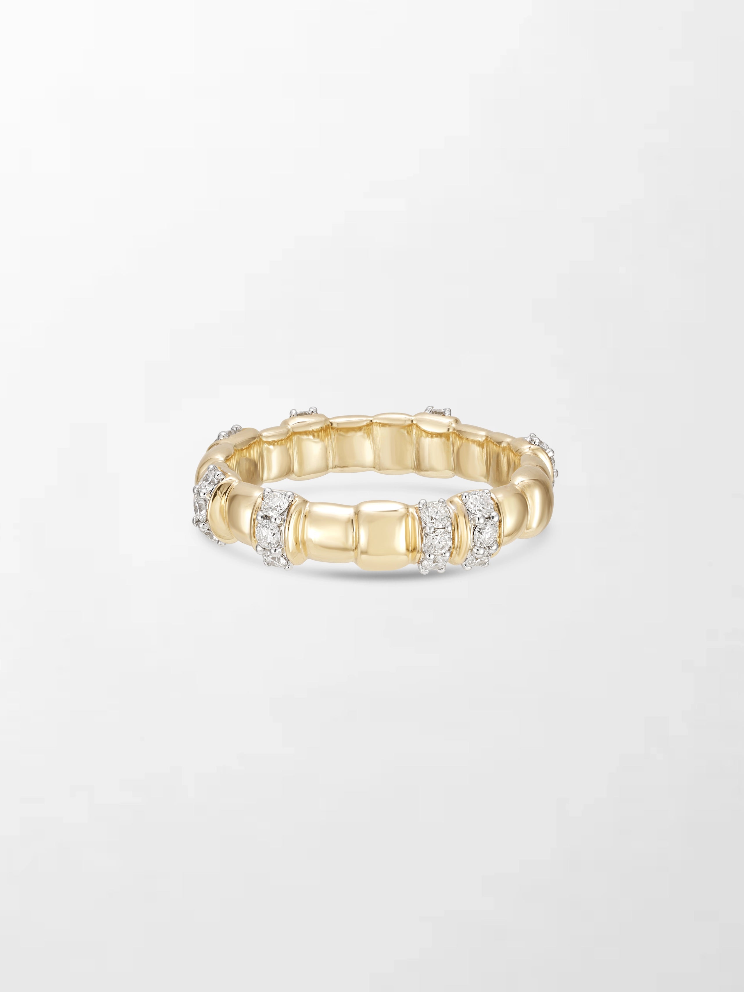 Sleek Gold Grooved Band
